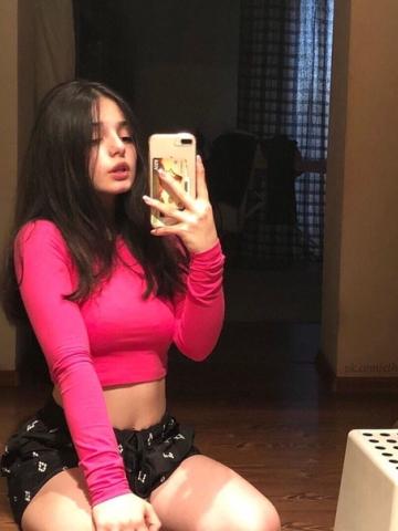 Флора Зацени фото 2